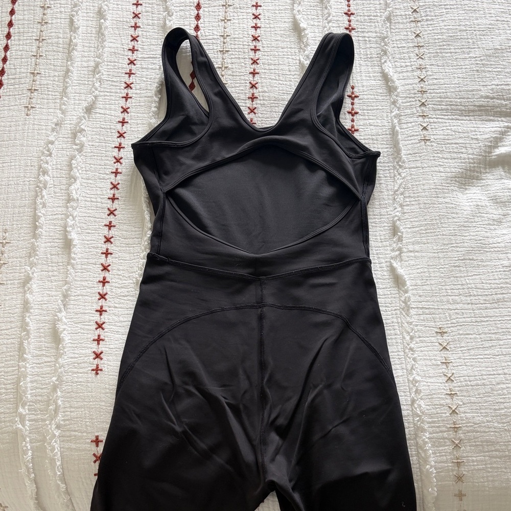 Lululemon Wunder Train Bodysuit 25”, size 6